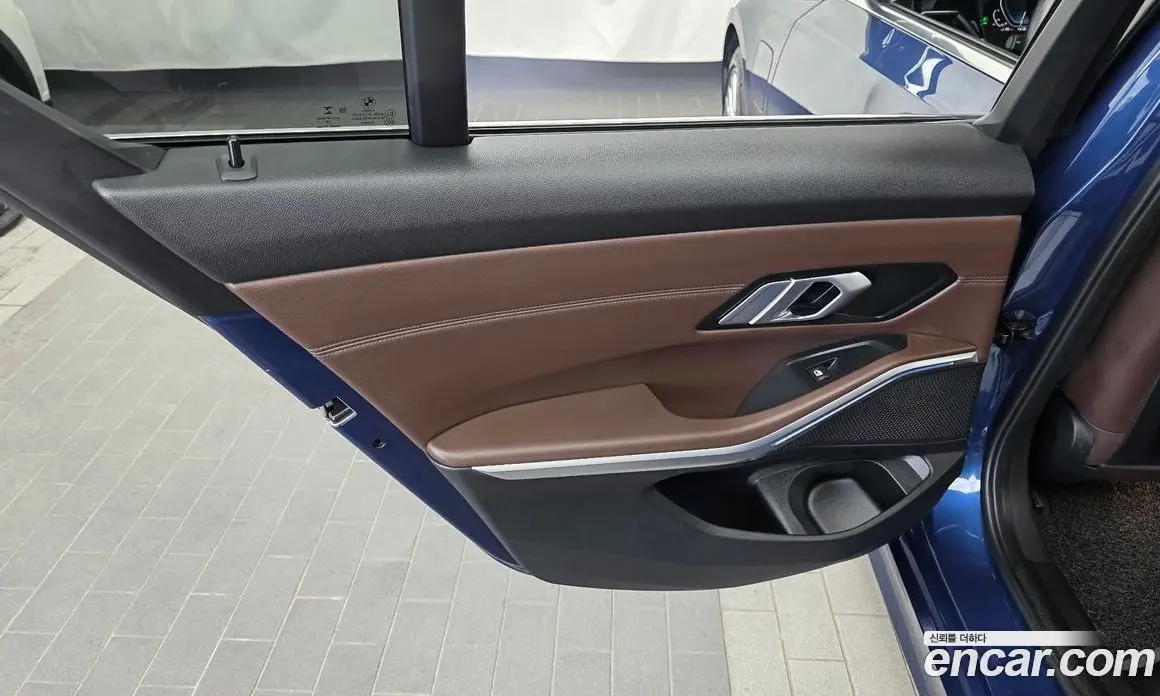 BMW 3 серия 2021 2.0 автомат (гидро), фото 15 BMW 3 серия 2021 2.0 автомат (гидро), фото 15