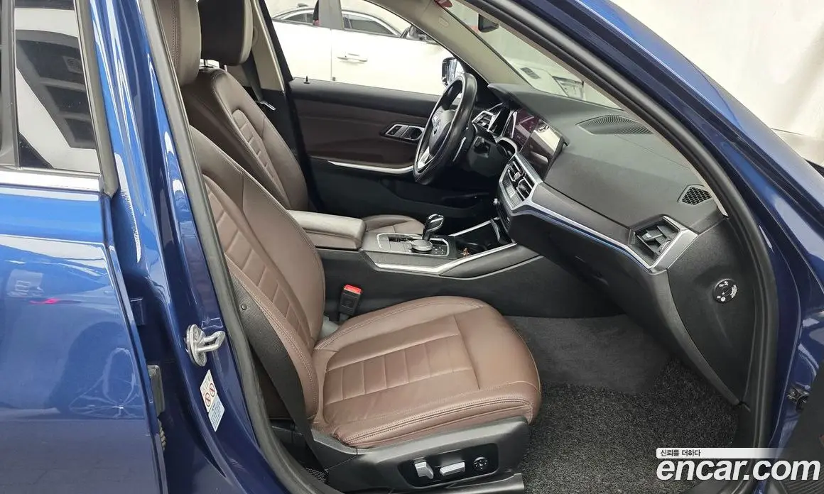 BMW 3 серия 2021 2.0 автомат (гидро), фото 16 BMW 3 серия 2021 2.0 автомат (гидро), фото 16