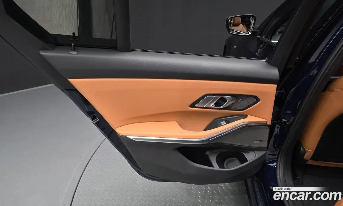 BMW 3 серия 2025 2.0 автомат (гидро), фото 14