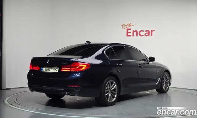 BMW 5 серия 2018 2.0 автомат (гидро), миниатюра 2 BMW 5 серия 2018 2.0 автомат (гидро), миниатюра 2