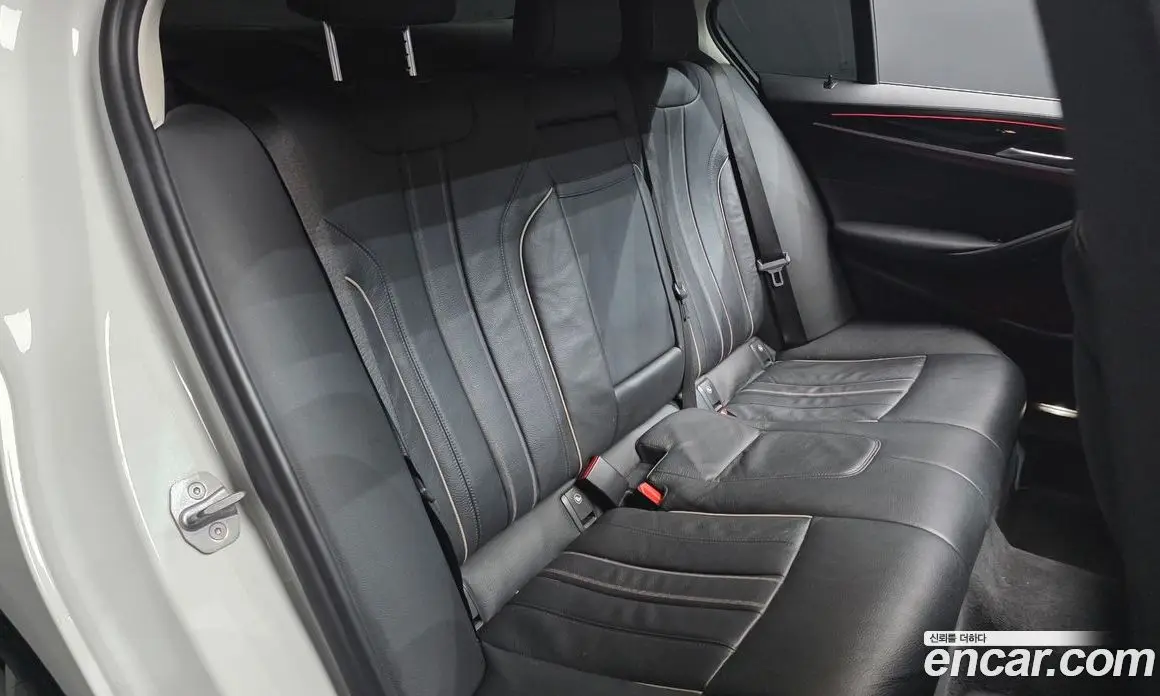 BMW 5 серия 2019 2.0 автомат (гидро), фото 17