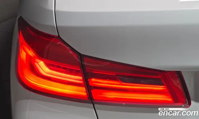 BMW 5 серия 2019 2.0 автомат (гидро), миниатюра 9