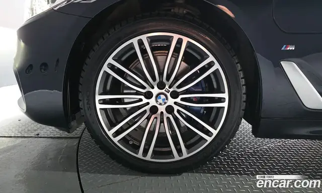 BMW 5 серия 2020 2.0 автомат (гидро), миниатюра 5 BMW 5 серия 2020 2.0 автомат (гидро), миниатюра 5
