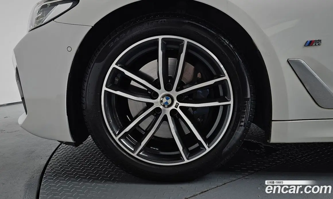 BMW 5 серия 2021 2.0 автомат (гидро), фото 5