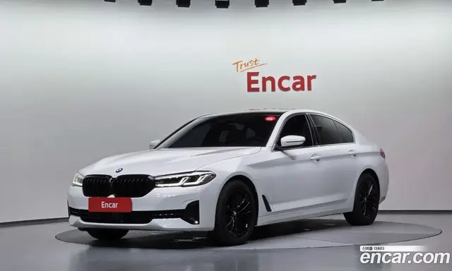 BMW 5 серия, 2023, 28 763 км