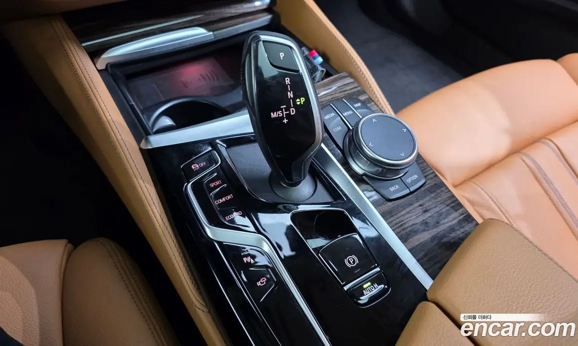 BMW 5 серия 2023 2.0 автомат (гидро), фото 12