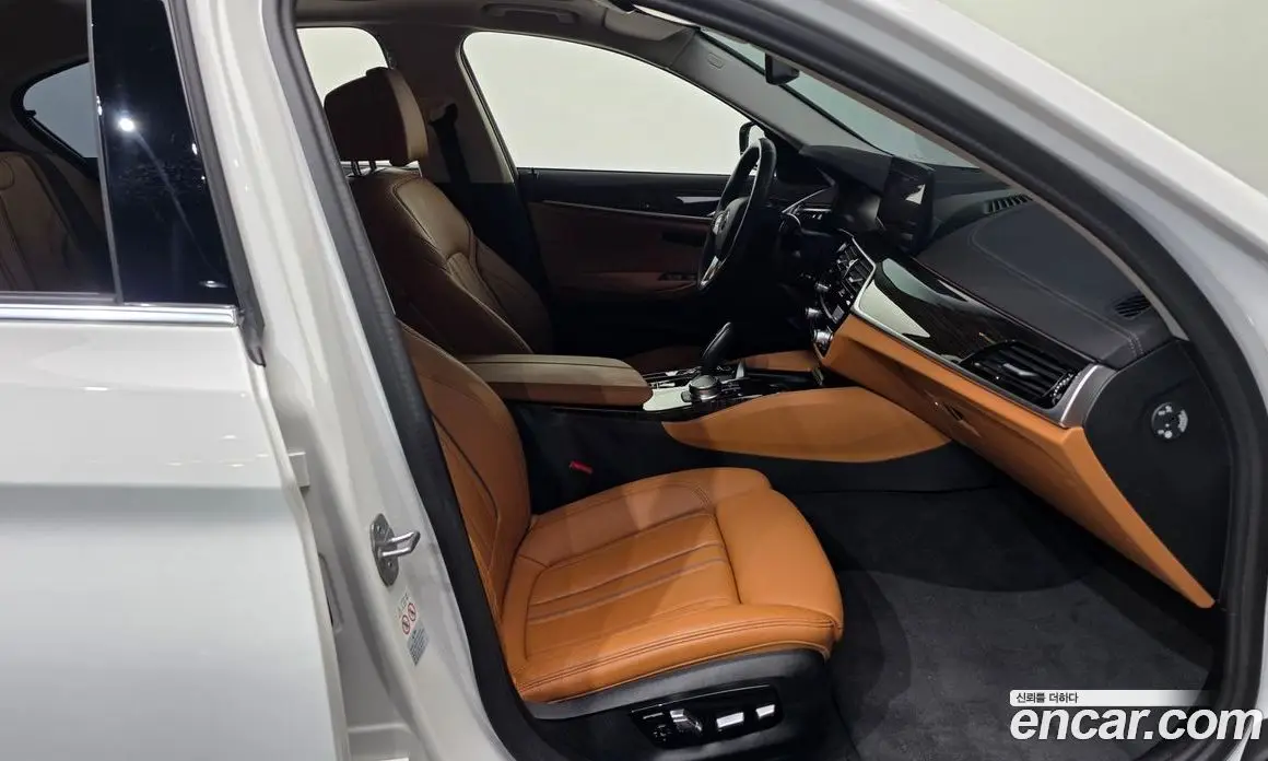 BMW 5 серия 2023 2.0 автомат (гидро), фото 17