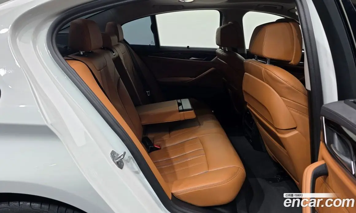 BMW 5 серия 2023 2.0 автомат (гидро), фото 18
