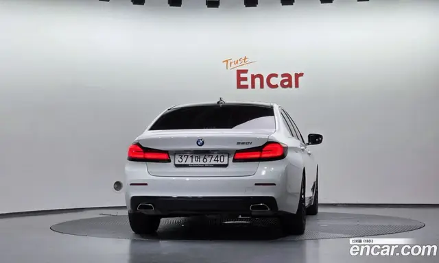 BMW 5 серия 2023 2.0 автомат (гидро), миниатюра 4