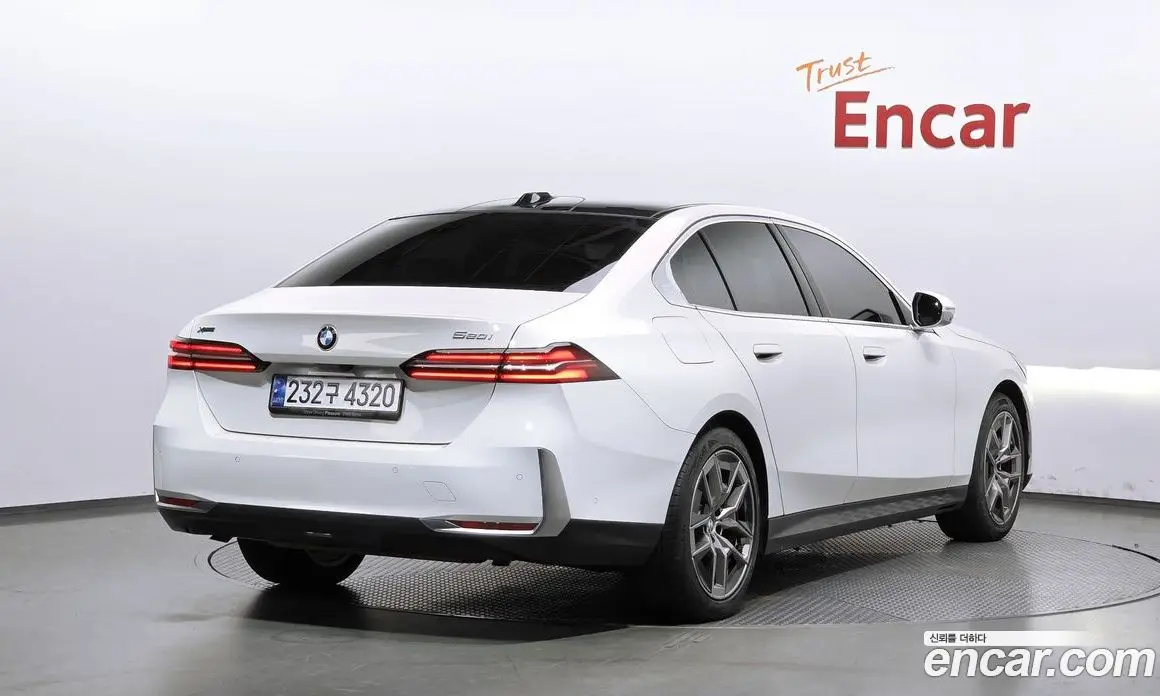 BMW 5 серия 2023 2.0 автомат (гидро), фото 2 BMW 5 серия 2023 2.0 автомат (гидро), фото 2