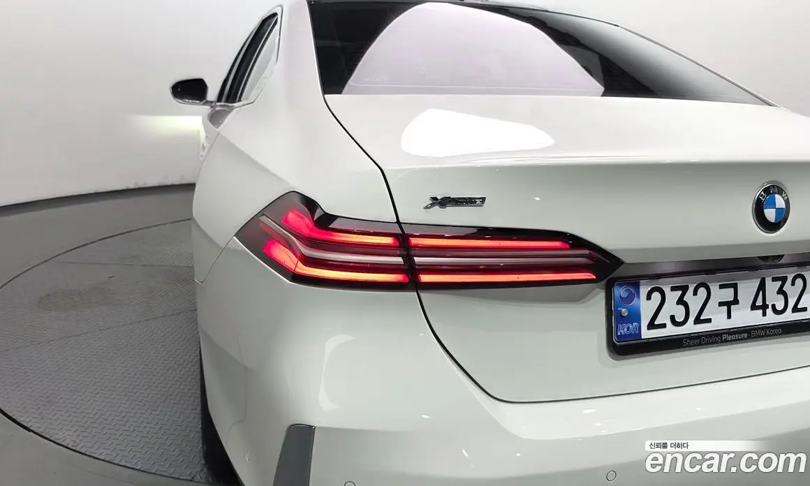 BMW 5 серия 2023 2.0 автомат (гидро), фото 9 BMW 5 серия 2023 2.0 автомат (гидро), фото 9