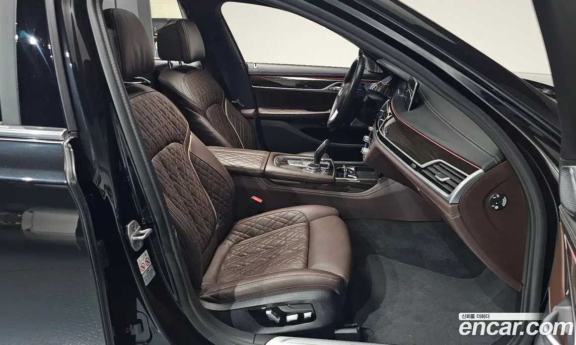 BMW 7 серия 2022 3.0 автомат (гидро), фото 15