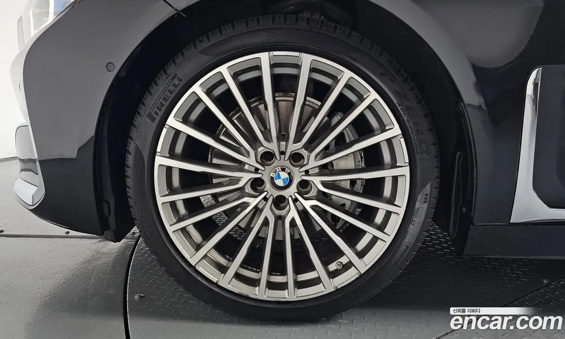 BMW 7 серия 2022 3.0 автомат (гидро), фото 4