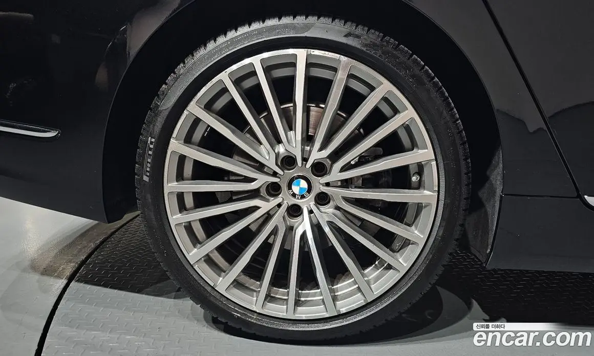 BMW 7 серия 2022 3.0 автомат (гидро), фото 6