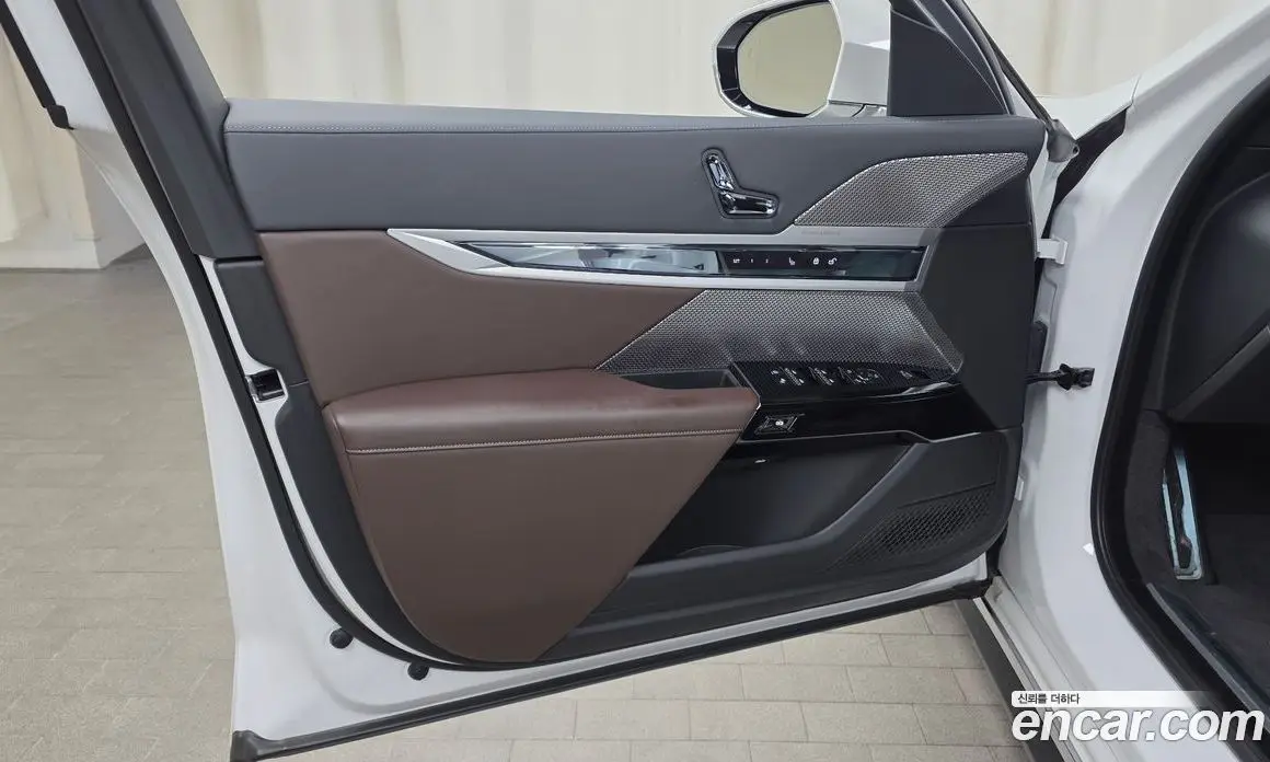 BMW 7 серия 2023 3.0 автомат (гидро), фото 14 BMW 7 серия 2023 3.0 автомат (гидро), фото 14