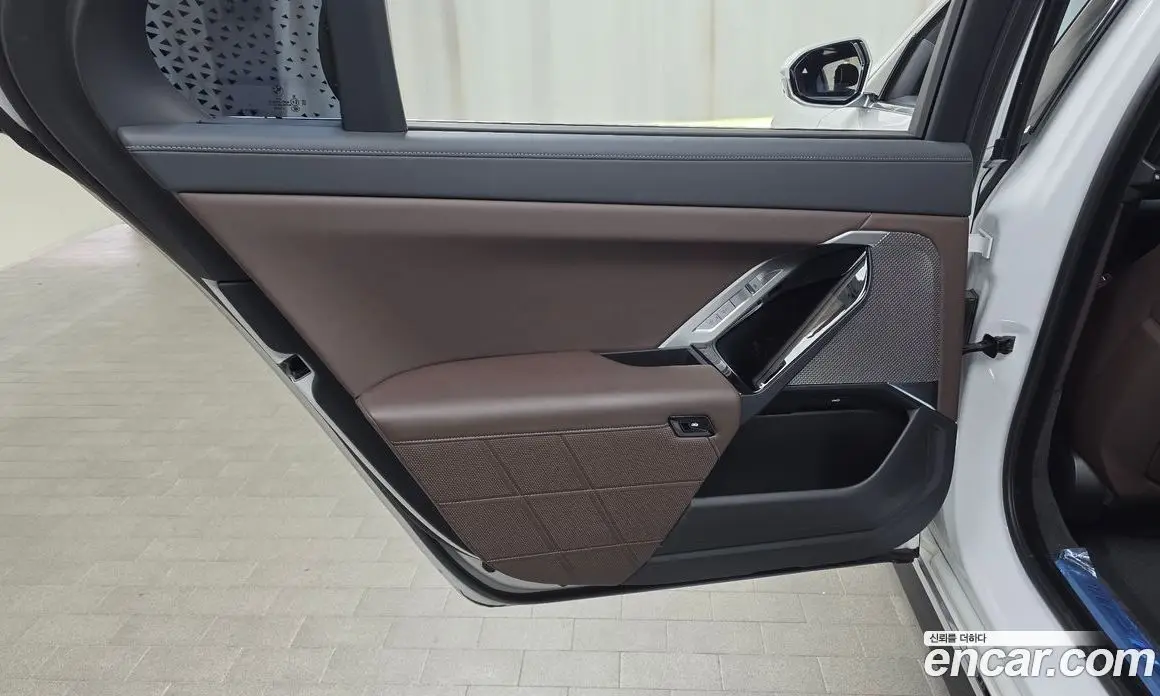 BMW 7 серия 2023 3.0 автомат (гидро), фото 15 BMW 7 серия 2023 3.0 автомат (гидро), фото 15