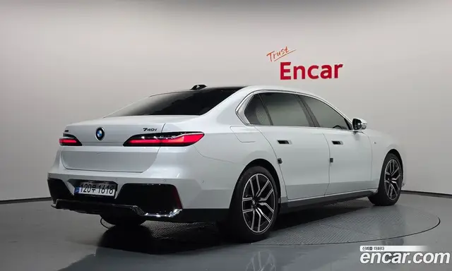 BMW 7 серия 2025 3.0 автомат (гидро), миниатюра 2 BMW 7 серия 2025 3.0 автомат (гидро), миниатюра 2