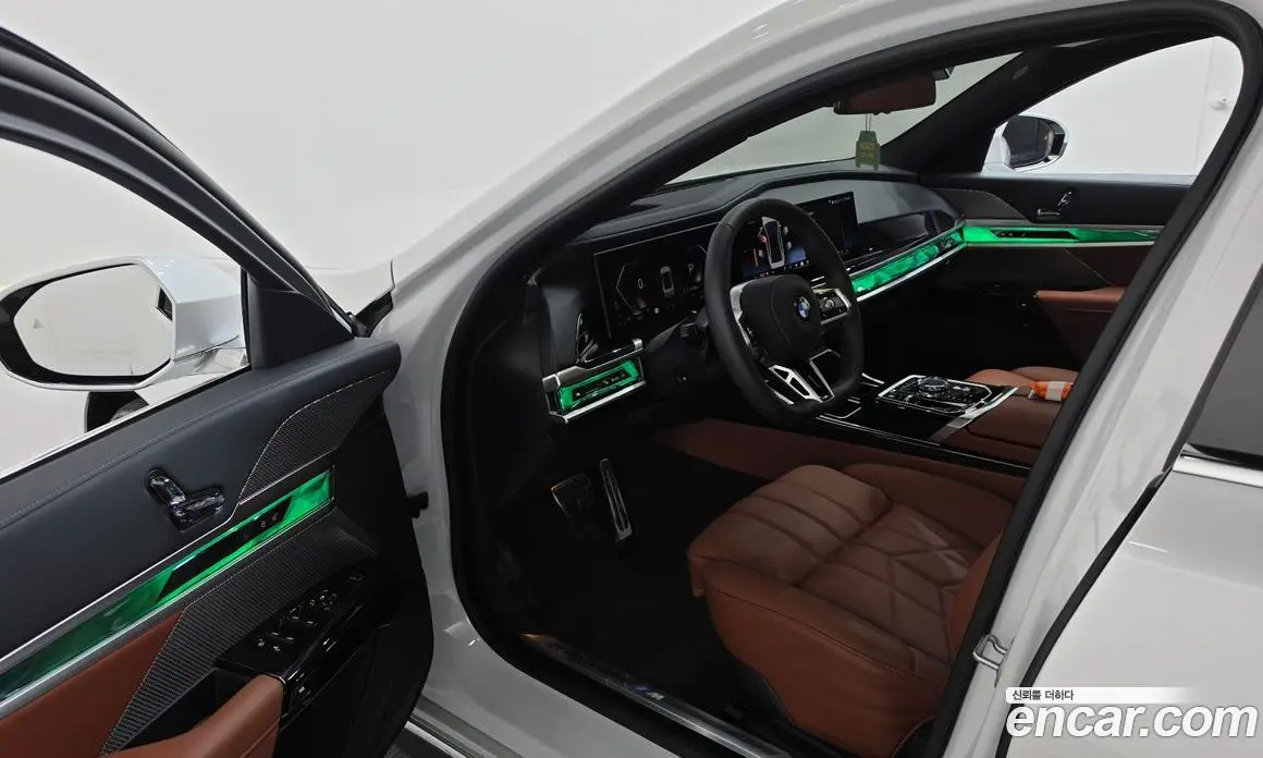 BMW 7 серия 2025 3.0 автомат (гидро), фото 13 BMW 7 серия 2025 3.0 автомат (гидро), фото 13