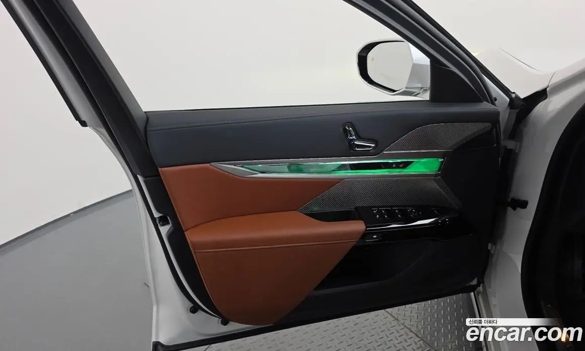 BMW 7 серия 2025 3.0 автомат (гидро), фото 14 BMW 7 серия 2025 3.0 автомат (гидро), фото 14