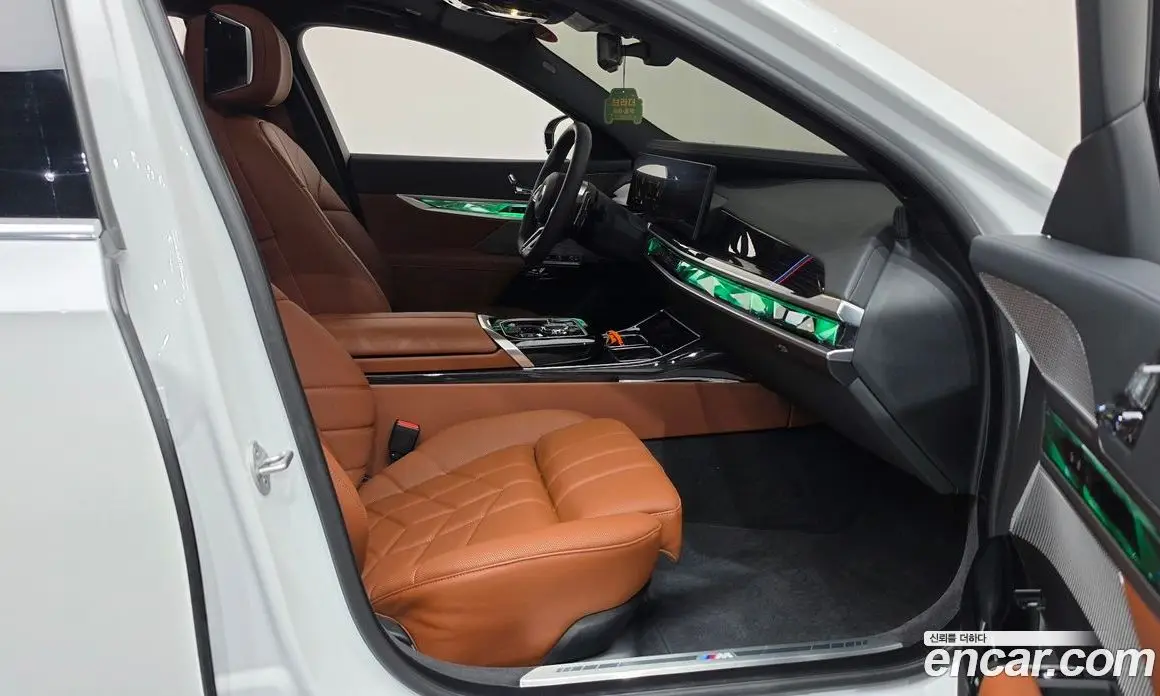 BMW 7 серия 2025 3.0 автомат (гидро), фото 16 BMW 7 серия 2025 3.0 автомат (гидро), фото 16