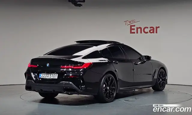 BMW 8 серия, 2025, 18 523 км