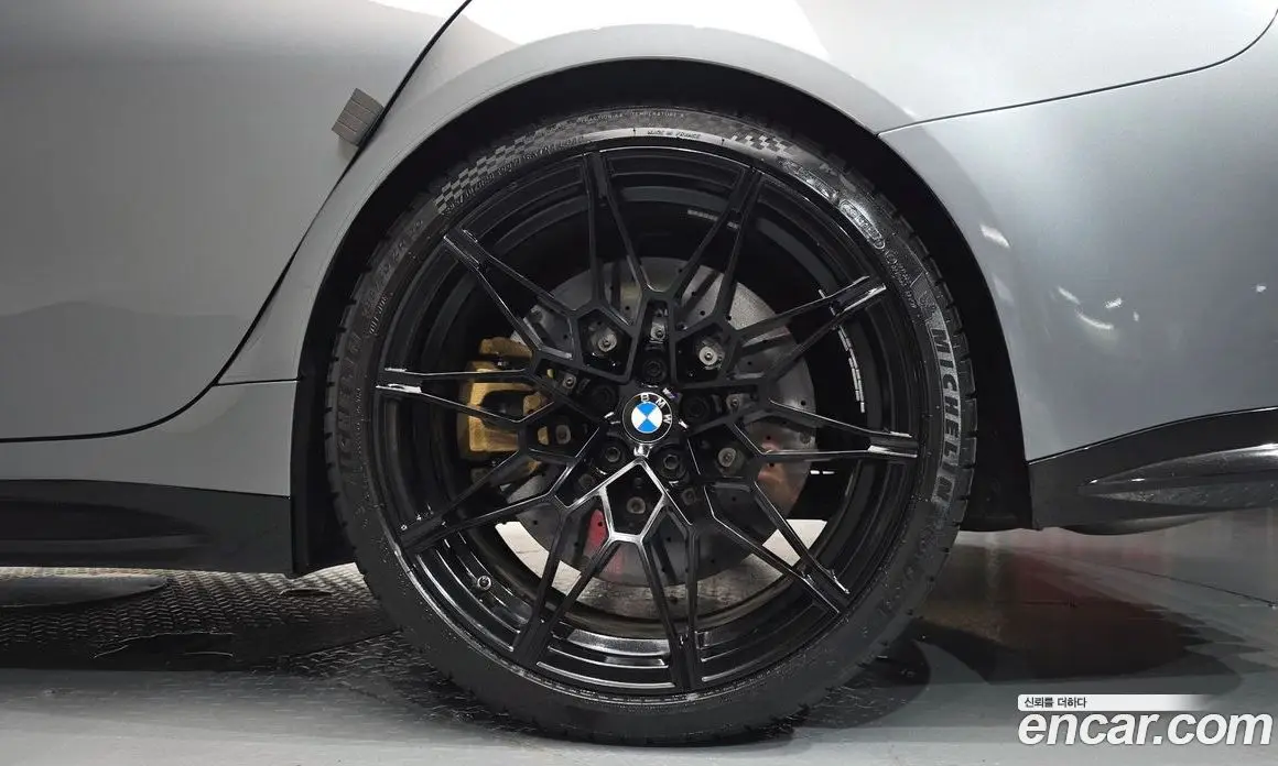 BMW M3 2025 3.0 автомат (гидро), фото 6
