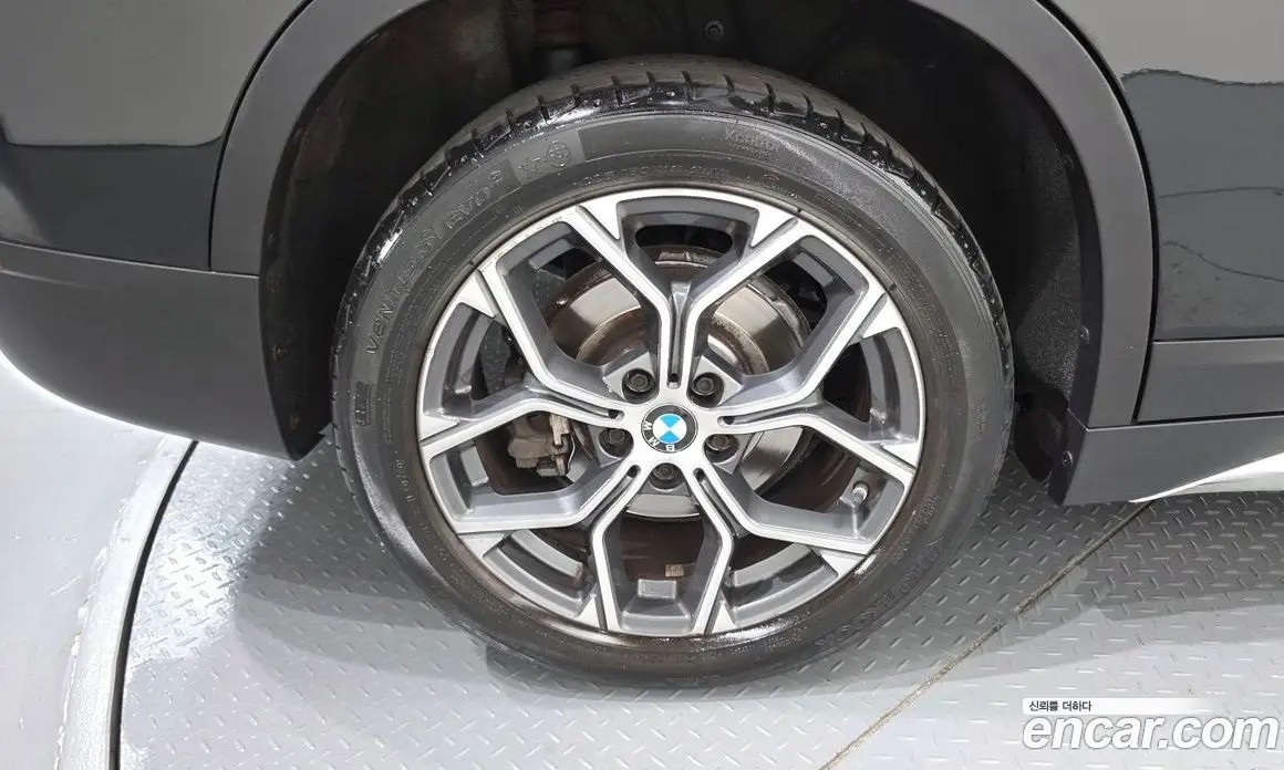 BMW X1 2020 2.0 автомат (гидро), фото 5 BMW X1 2020 2.0 автомат (гидро), фото 5