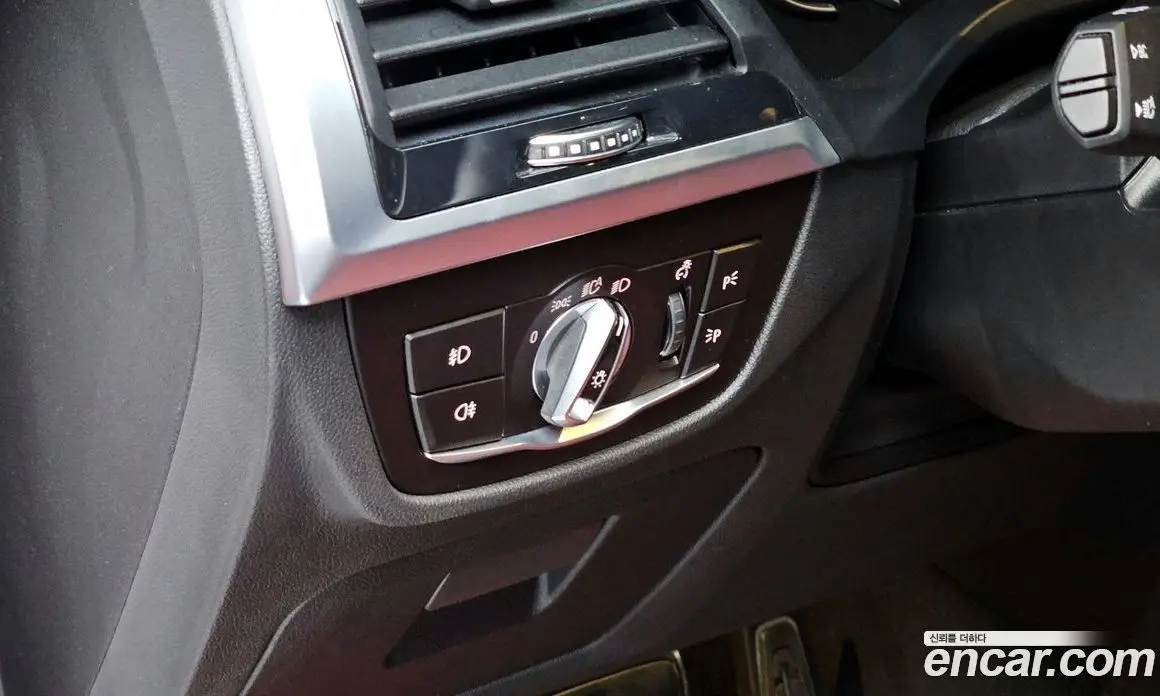 BMW X4 2018 2.0 автомат (гидро), фото 20
