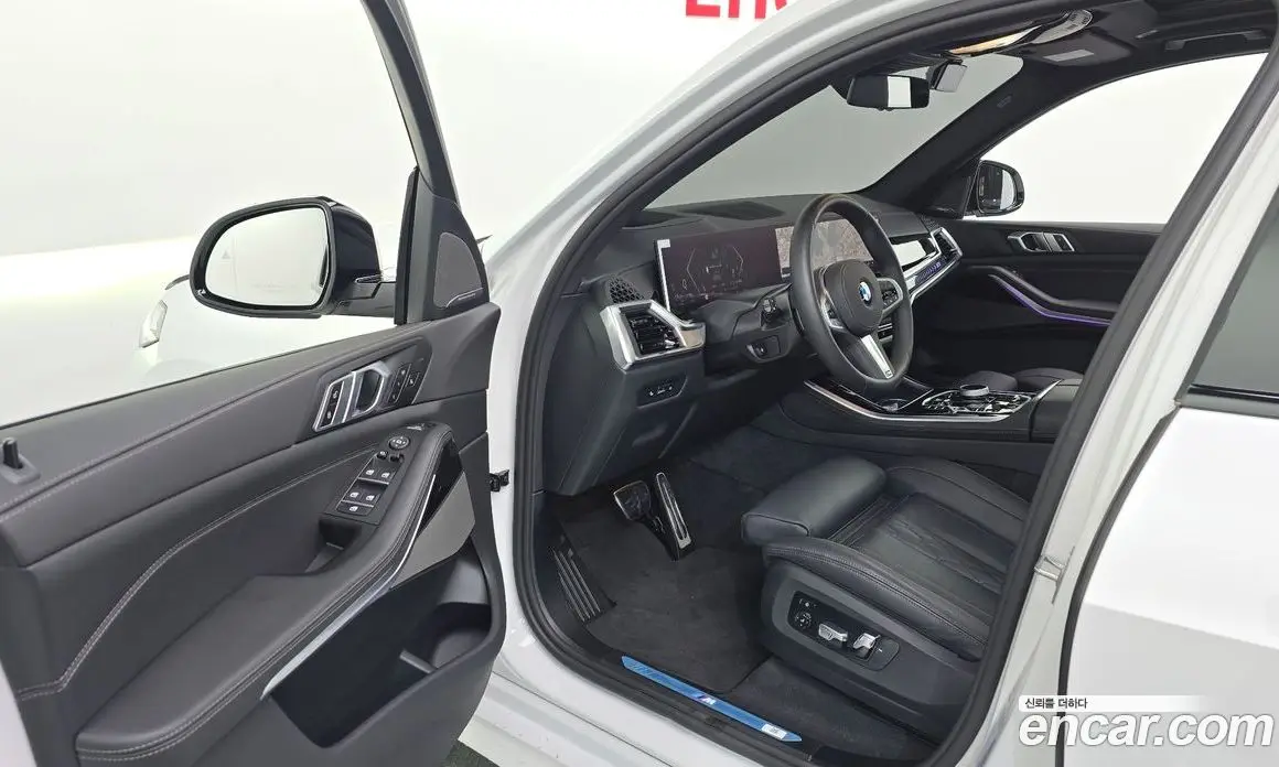 BMW X5 2025 3.0 автомат (гидро), фото 13