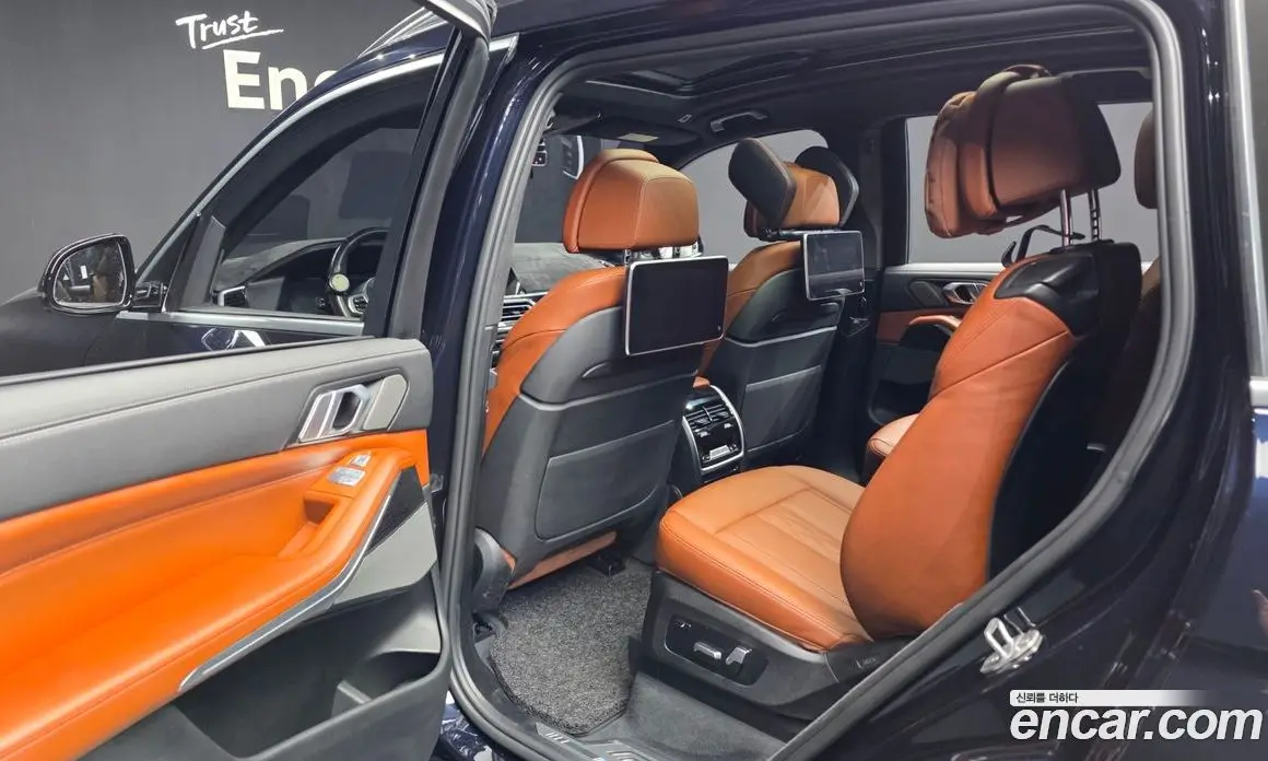 BMW X7 2020 3.0 автомат (гидро), фото 16