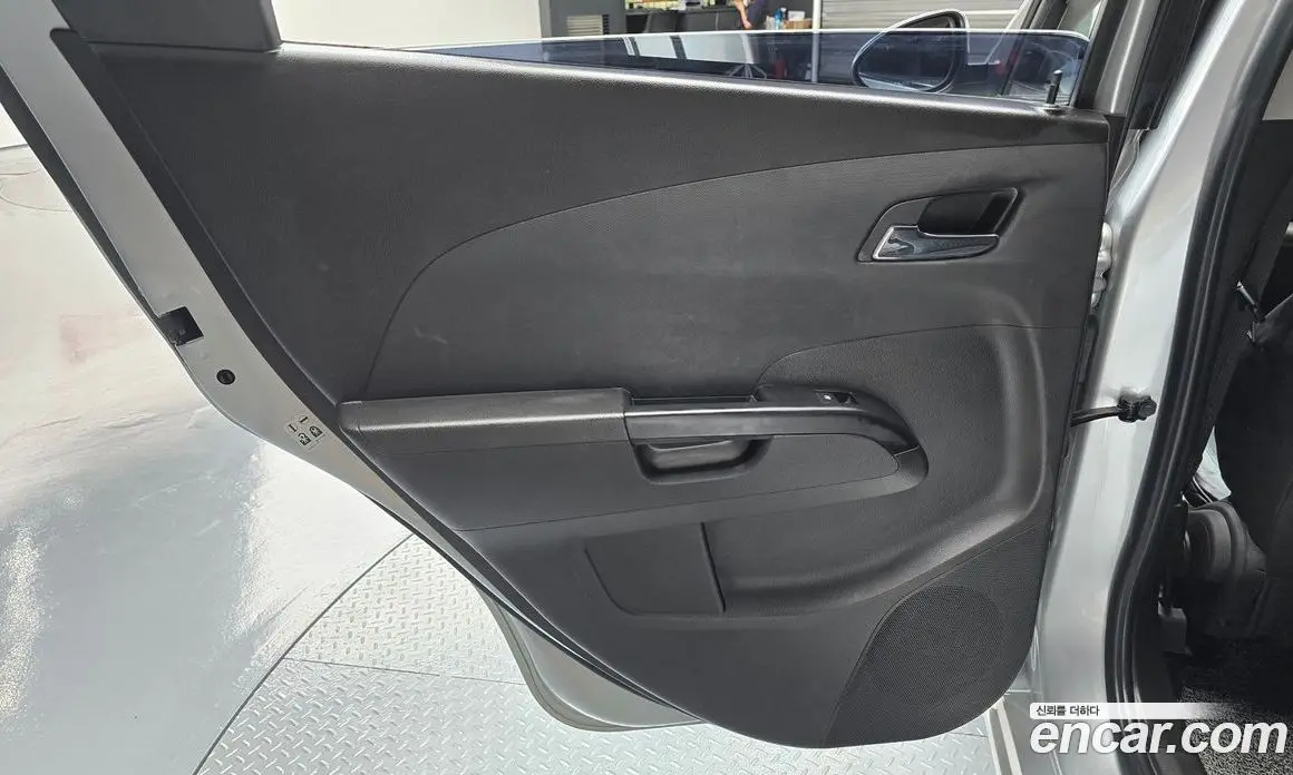 Chevrolet Aveo 2012 1.6 автомат (гидро), фото 15