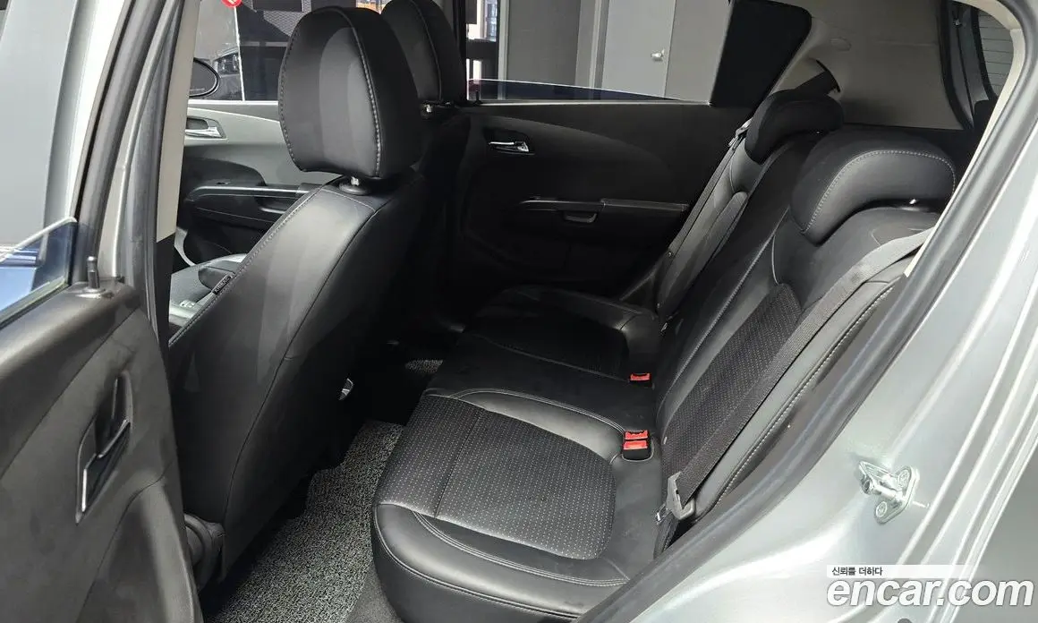 Chevrolet Aveo 2012 1.6 автомат (гидро), фото 18