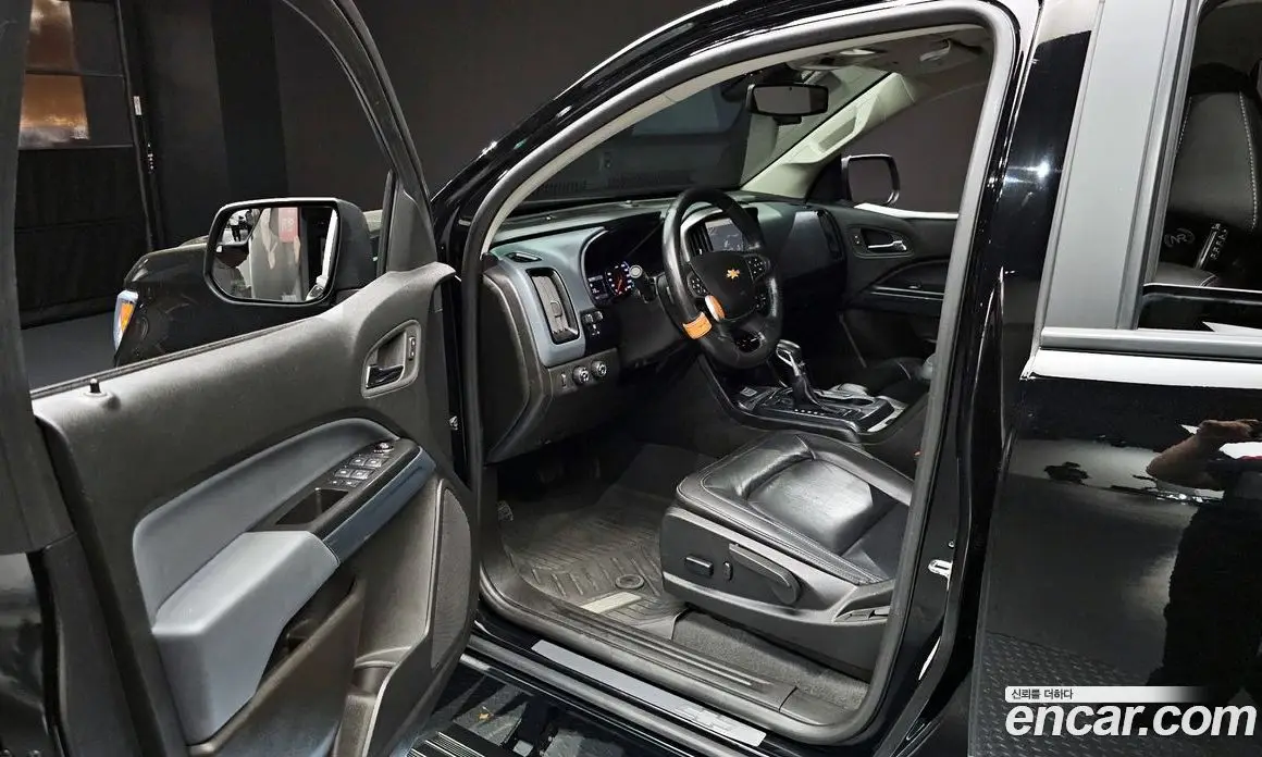 Chevrolet Colorado 2022 3.6 автомат (гидро), фото 13