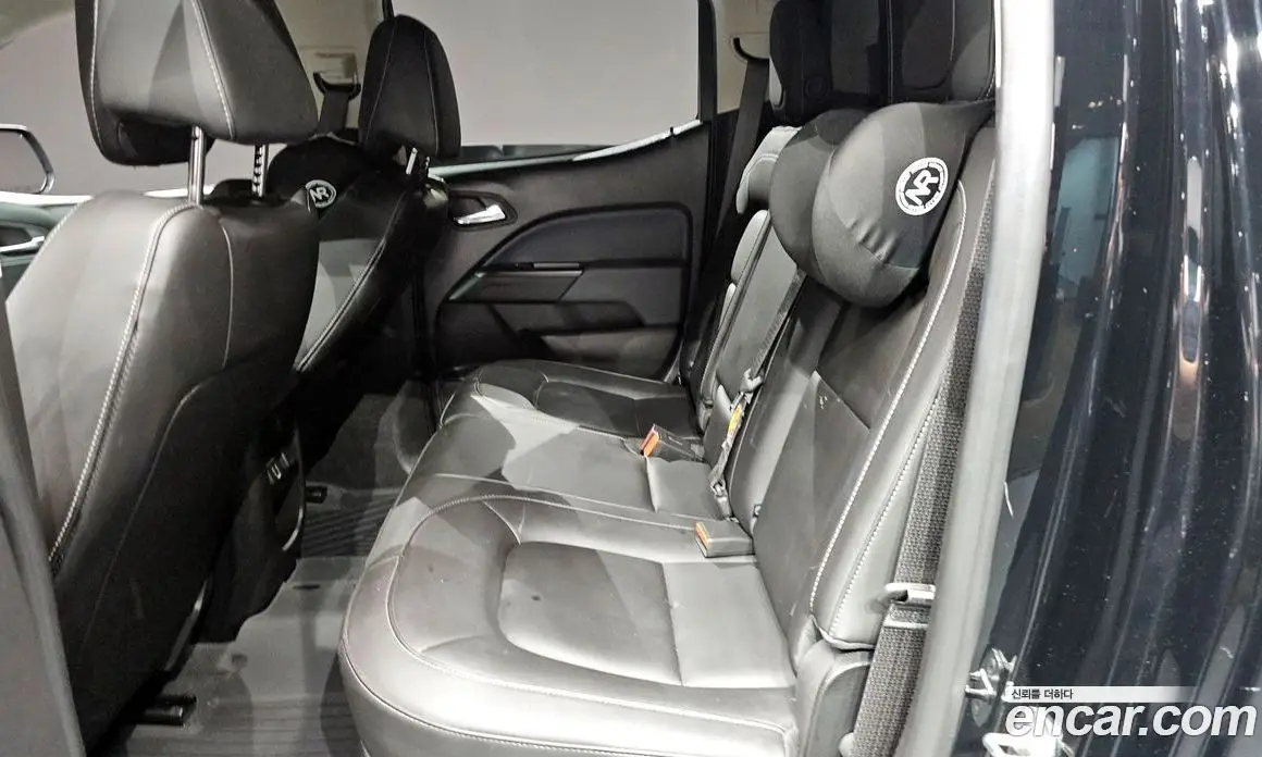Chevrolet Colorado 2022 3.6 автомат (гидро), фото 16