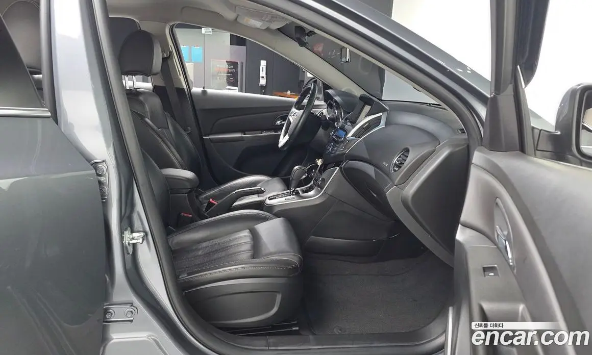 Chevrolet Cruze 2015 1.8 автомат (гидро), фото 17