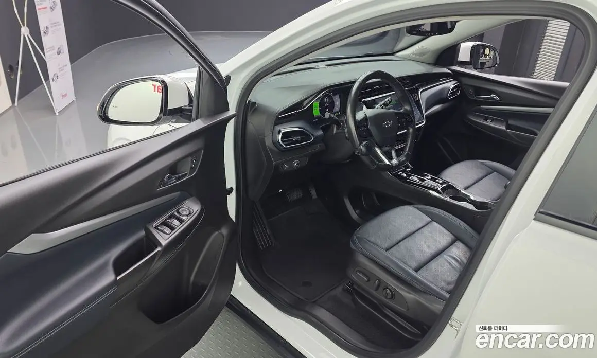 Chevrolet 볼트 EUV 2022 0.2 автомат (гидро), фото 13