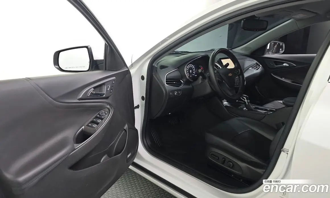 Chevrolet Malibu 2021 2.0 автомат (гидро), фото 13