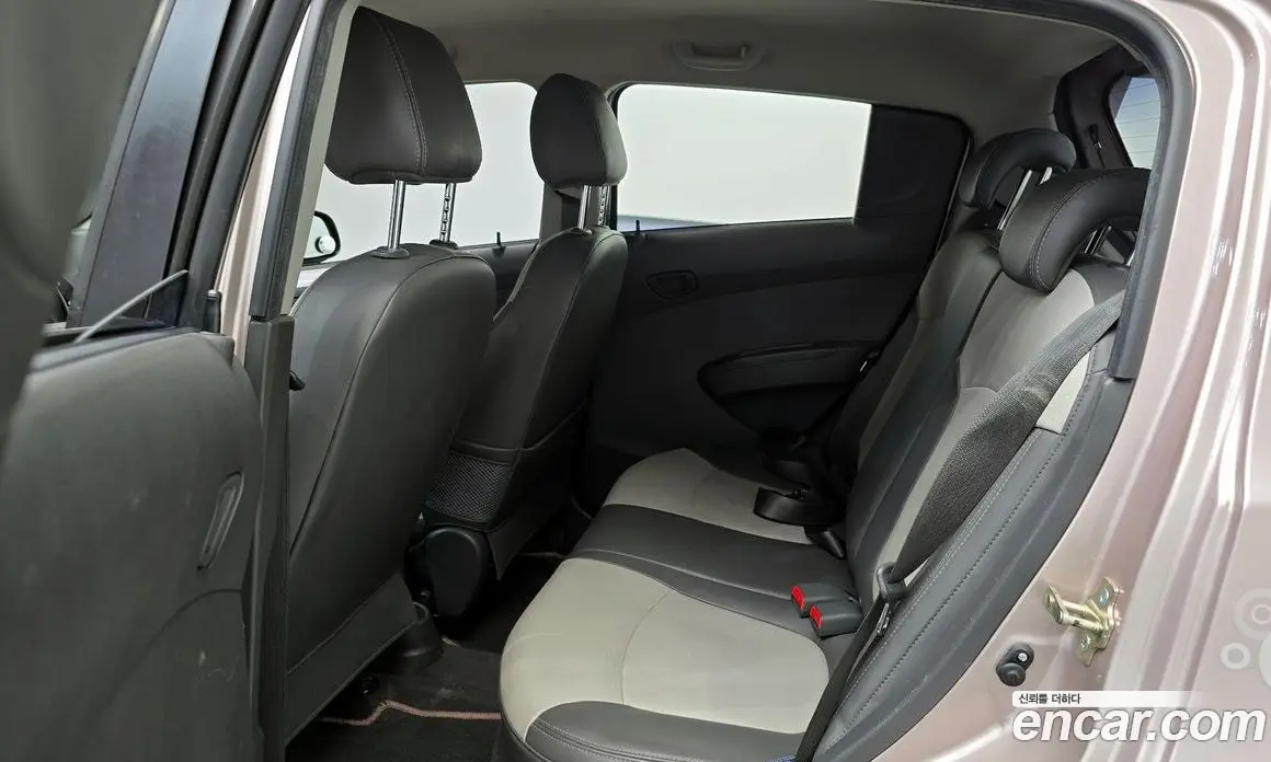 Chevrolet Spark 2012 1.0 автомат (гидро), фото 18 Chevrolet Spark 2012 1.0 автомат (гидро), фото 18