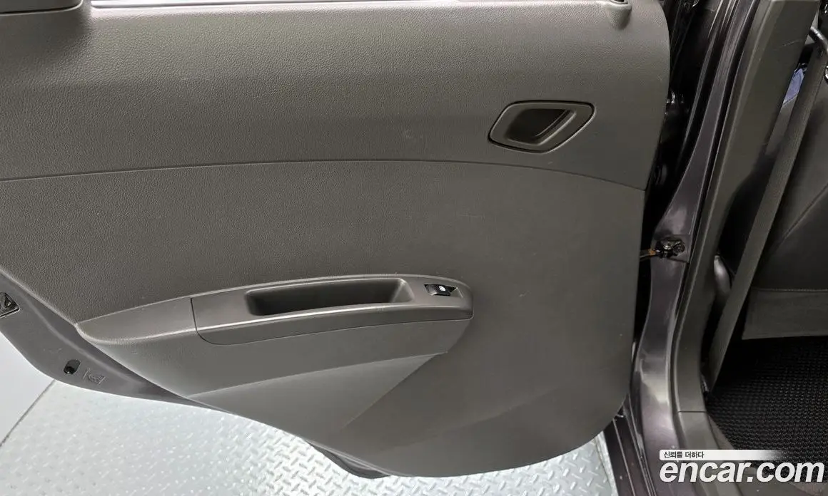 Chevrolet Spark 2013 1.0 автомат (гидро), фото 15