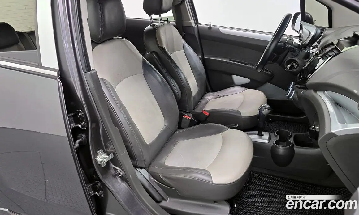 Chevrolet Spark 2013 1.0 автомат (гидро), фото 18