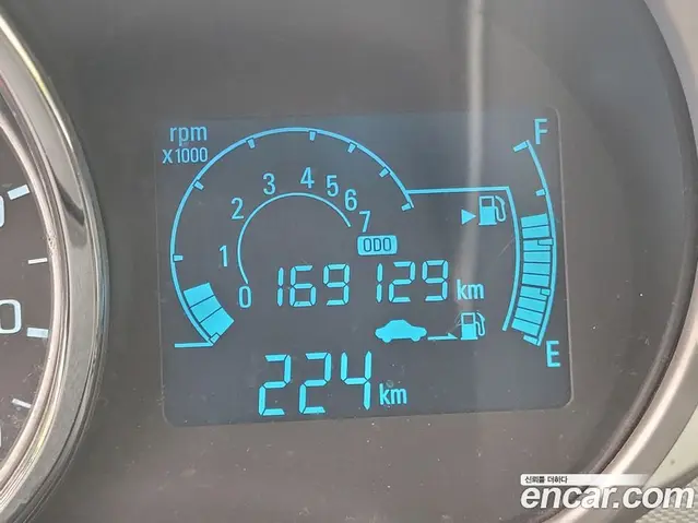 Chevrolet Spark 2014 0.8 автомат (гидро), миниатюра 8