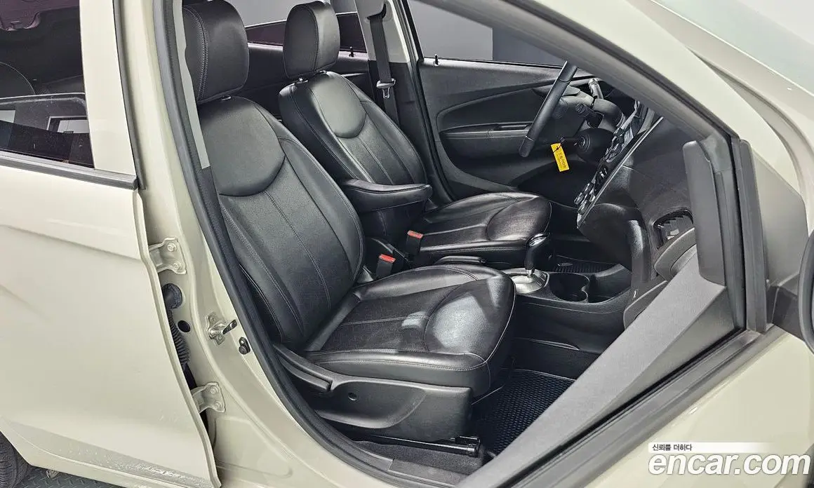 Chevrolet Spark 2015 1.0 автомат (гидро), фото 12