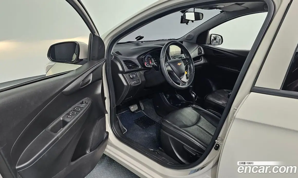 Chevrolet Spark 2015 1.0 автомат (гидро), фото 15