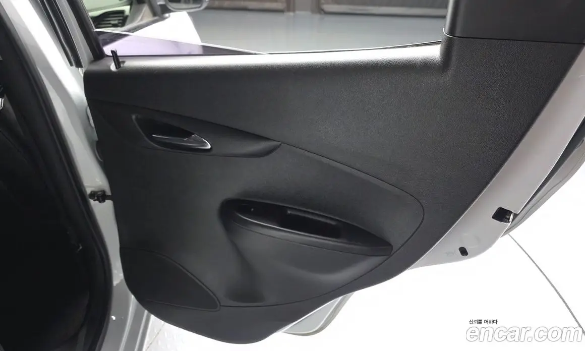 Chevrolet Spark 2016 1.0 автомат (гидро), фото 15