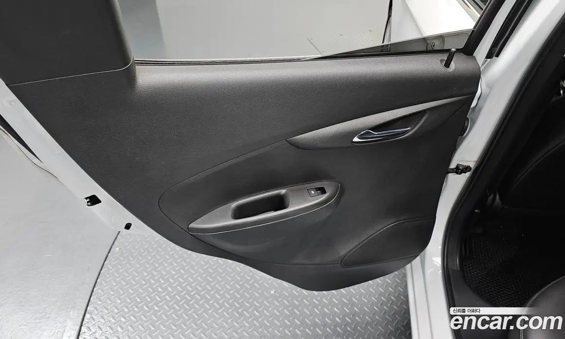 Chevrolet Spark 2016 1.0 автомат (гидро), фото 15