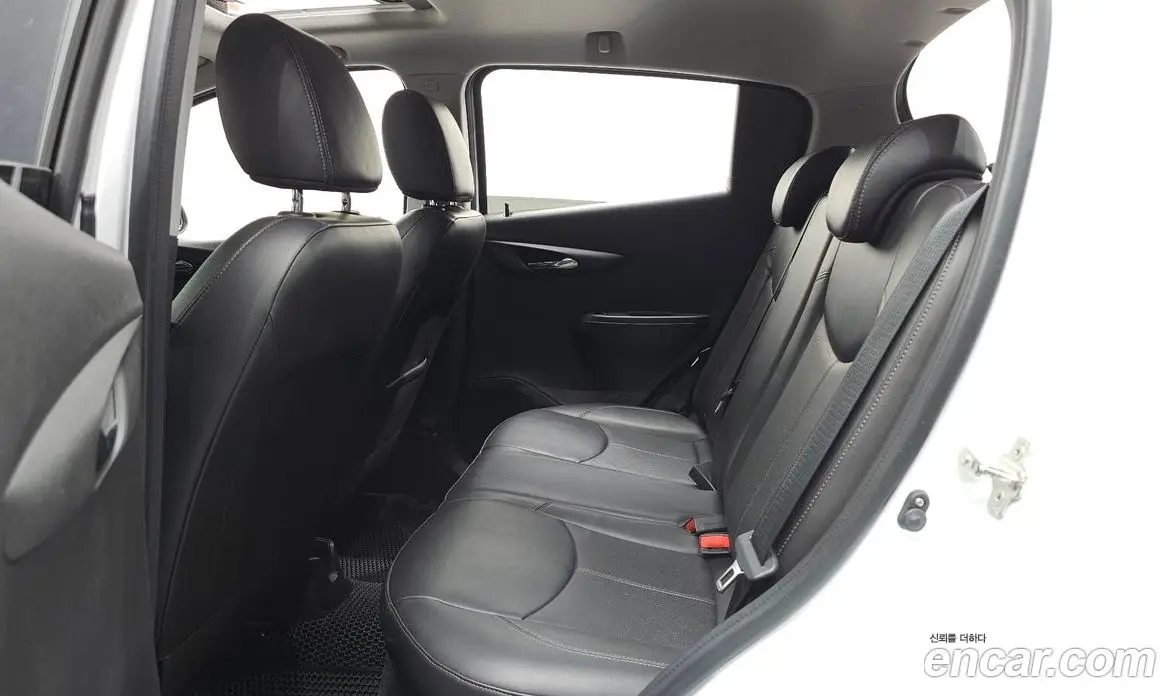 Chevrolet Spark 2016 1.0 автомат (гидро), фото 17