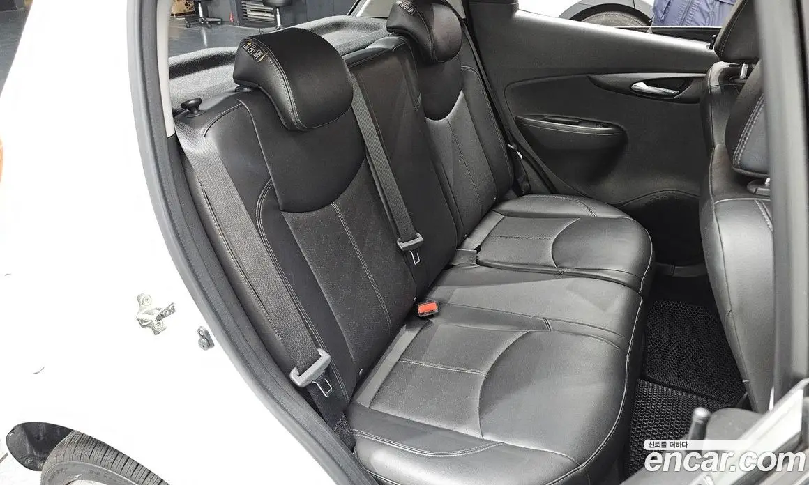 Chevrolet Spark 2016 1.0 автомат (гидро), фото 18