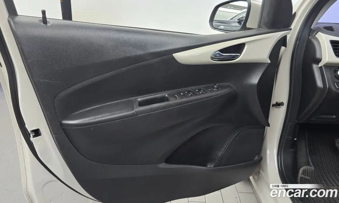 Chevrolet Spark 2016 1.0 автомат (гидро), фото 14