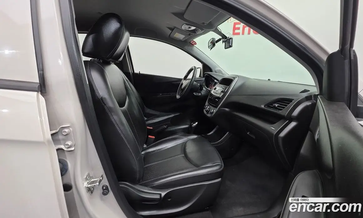Chevrolet Spark 2017 1.0 автомат (гидро), фото 13