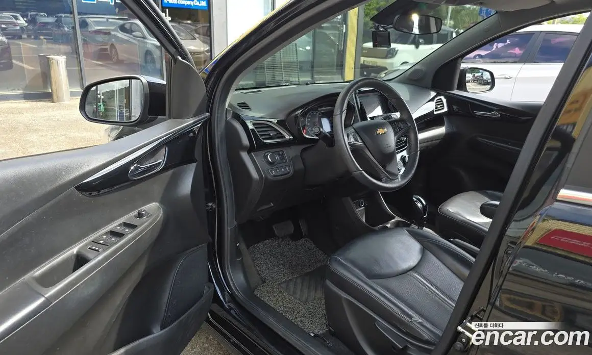 Chevrolet Spark 2019 1.0 автомат (гидро), фото 13